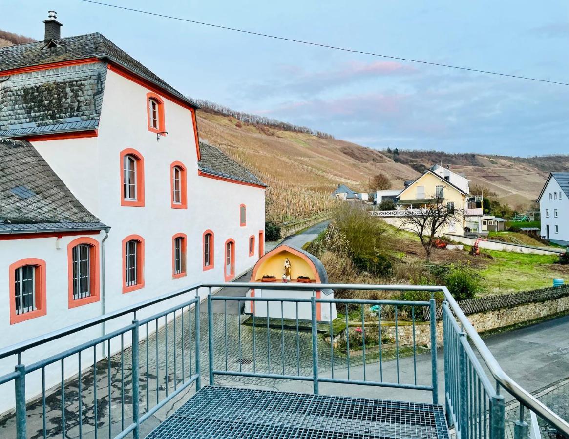 Hotel Weingut Berweiler Klusserath Exterior foto