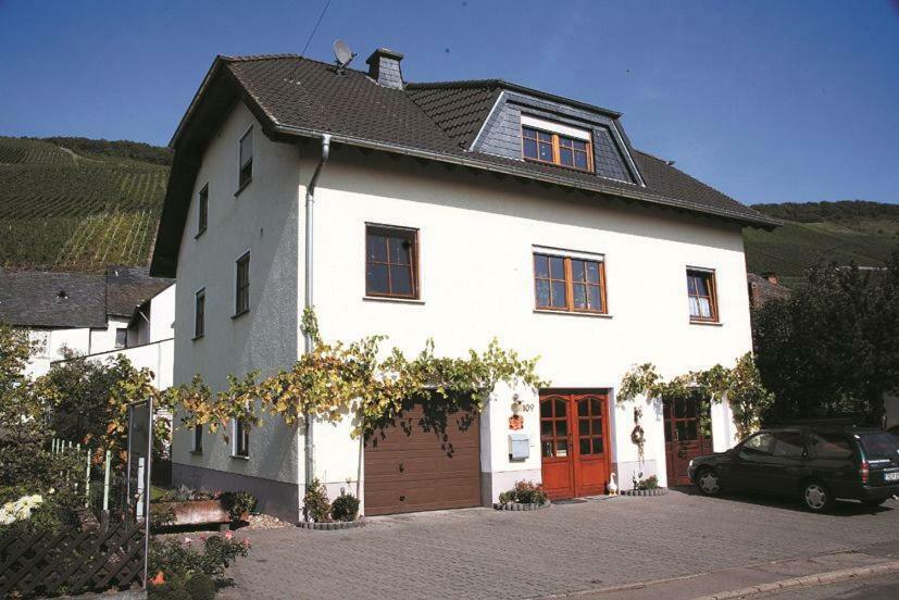 Hotel Weingut Berweiler Klusserath Exterior foto